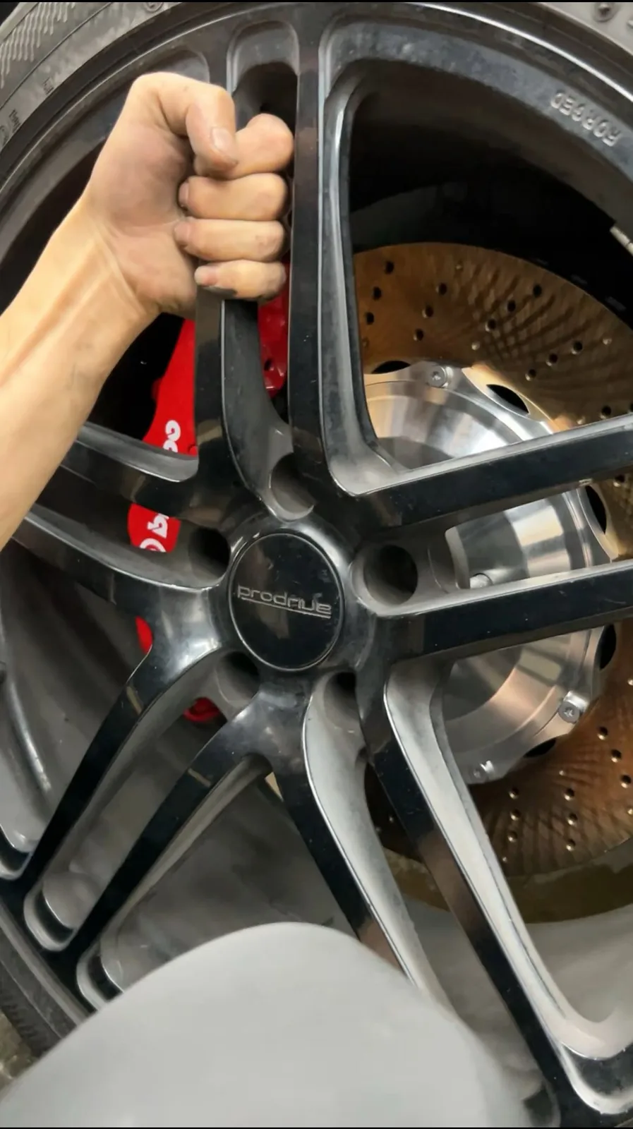 380mm brake rotor paired with Brembo GT8 caliper, wheel clearance check on Toyota Alphard
